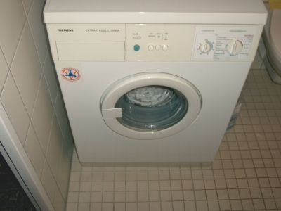 Eine Waschmaschine Siemens